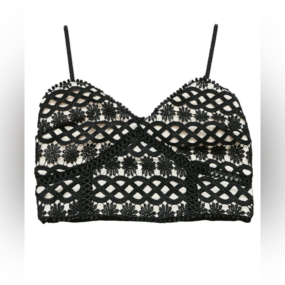 Listicle Floral lace Black and Cream Camisole Top Size Medium